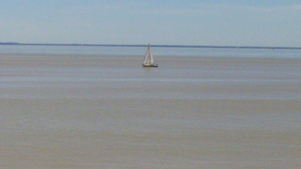 Entre Estuaire Et Citadelle Διαμέρισμα Blaye Εξωτερικό φωτογραφία